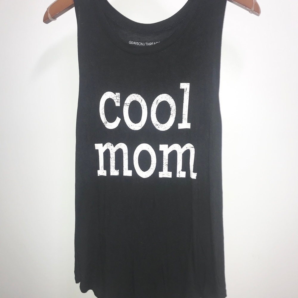 Graphic sleeveless shirt